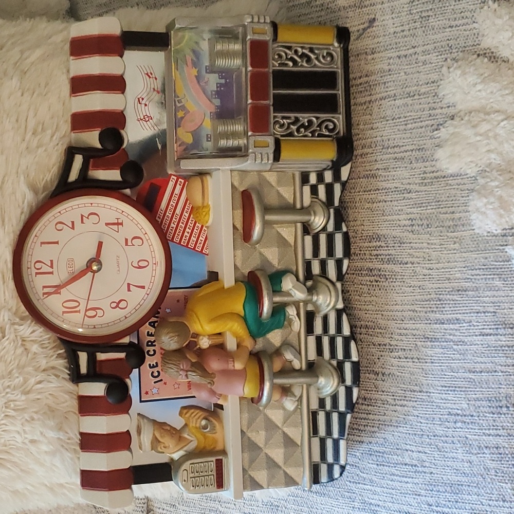 Vintage Eleco Nostalgia Quarts 50's Diner Juke Box Ice Cream Parlor Clock 3D